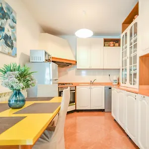Apartment Moreri Garden, Novigrad Istria