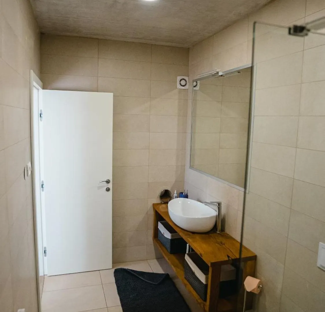 Apartment Enjoy Blue, With Pool & Pets Welcome Croatia